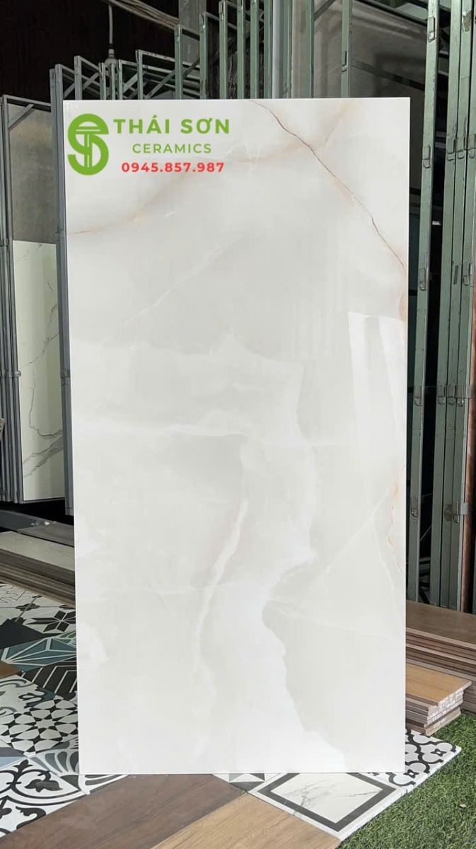 Gạch lát nền 60x120 ấn độ bóng kiếng màu trắng vân đá onyx ngọc bích