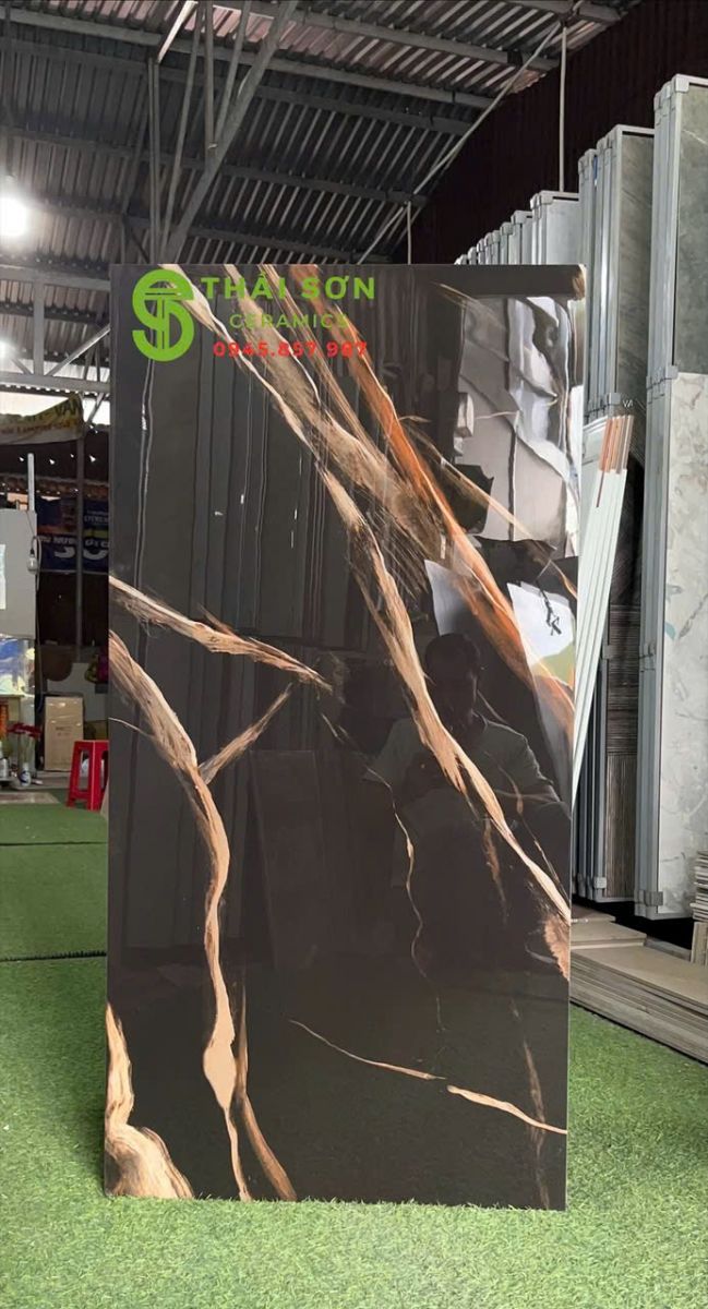 Gạch khổ lớn ốp lát 60x120 ấn độ đen vân cam