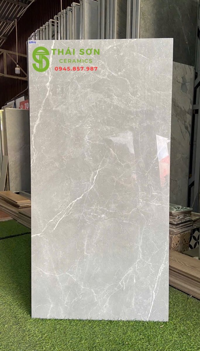 Gạch ốp tường phòng khách 60x120 vicenza bóng kiếng