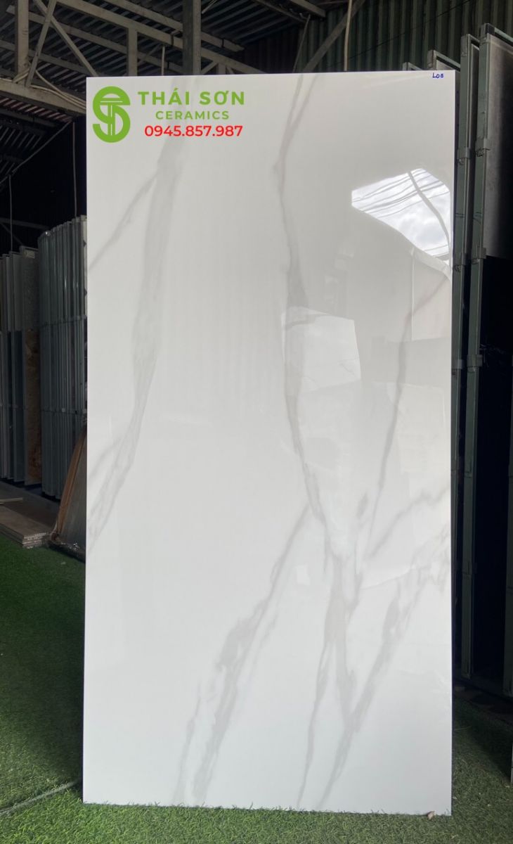 Gạch 80x160 bóng kiếng ốp lát giá rẻ