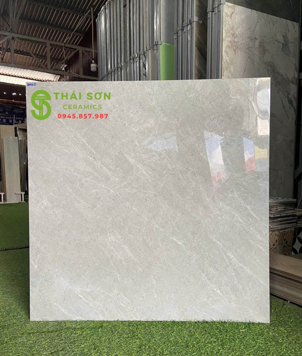 Gạch lát nền tầng trệt 80x80 bóng kiếng toko