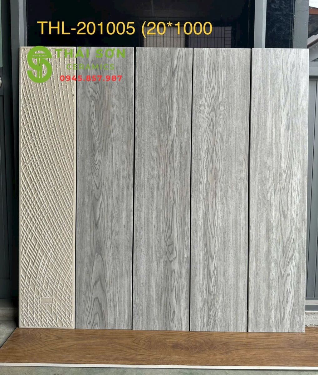 Gạch giả gỗ 20x100 trung quốc lát nền màu xám ghi