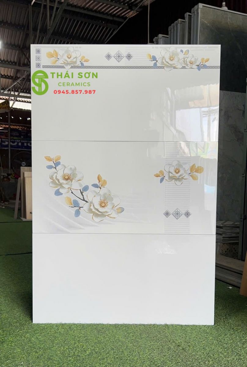Gạch trắng tinh ốp tường 40x80 takao bóng kiếng